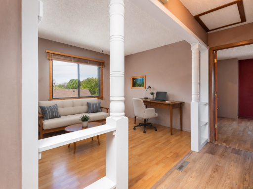 This image has been virtually staged with digitally added furniture and dÃ©cor. Refer to the unstaged photos and in-person showing for the propertyâs actual condition.