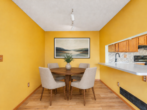 This image has been virtually staged with digitally added furniture and dÃ©cor. Refer to the unstaged photos and in-person showing for the propertyâs actual condition.