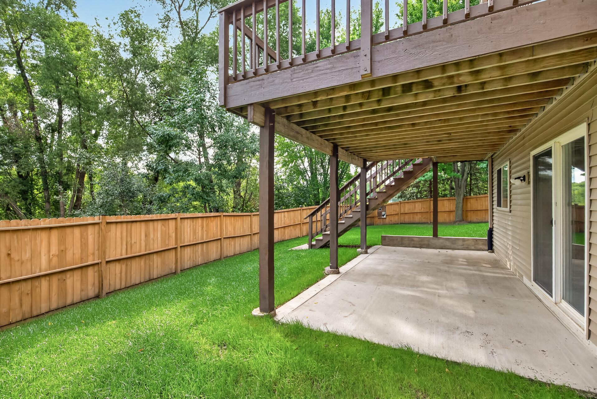 Newly Fenced Backyard & New Walkout Patio!