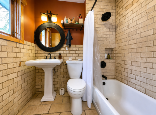 Full bath in the Primary suite