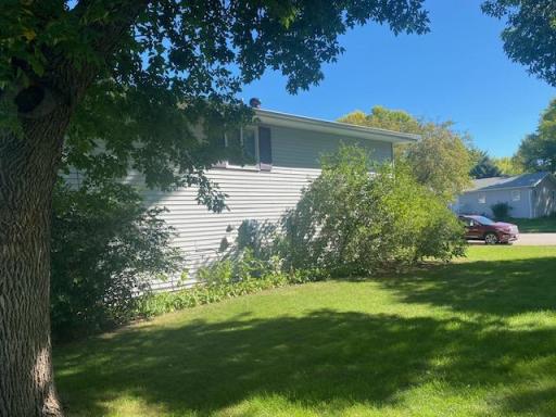 1103 2nd Avenue SE, Barnesville, MN 56514