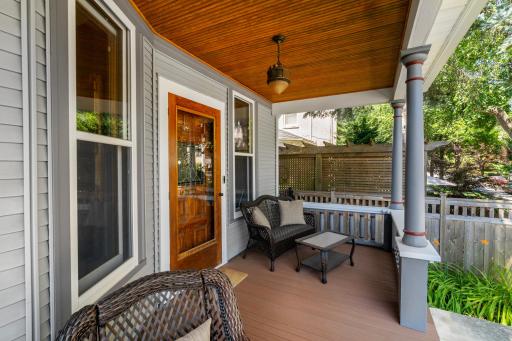 2400 Irving Avenue S, Minneapolis, MN 55405