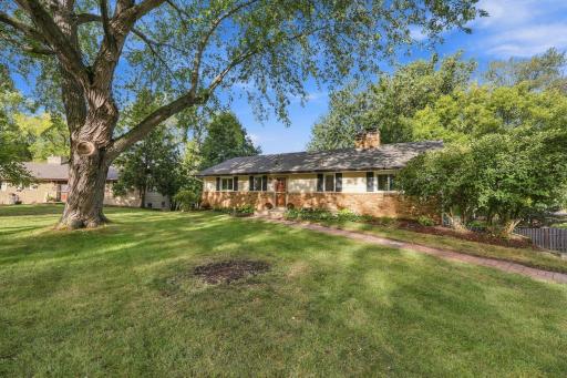 3966 Earlynn Lane, Minnetonka, MN 55345