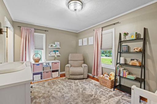 1197 Burke Avenue W, Roseville, MN 55113