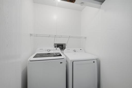 21-web-or-mls-1871_Silver_Bell_Rd_107_Eagan_MN_022.jpg
