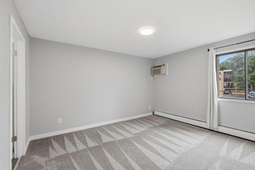 25-web-or-mls-1871_Silver_Bell_Rd_107_Eagan_MN_026.jpg