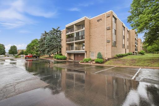 2-web-or-mls-1871_Silver_Bell_Rd_107_Eagan_MN_007.jpg