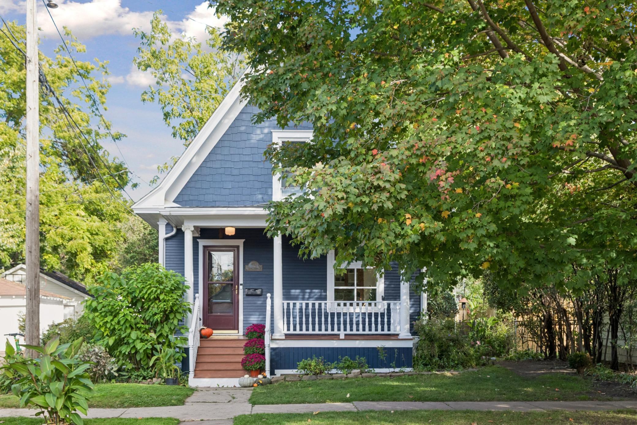 A welcoming front porch to greet you home!