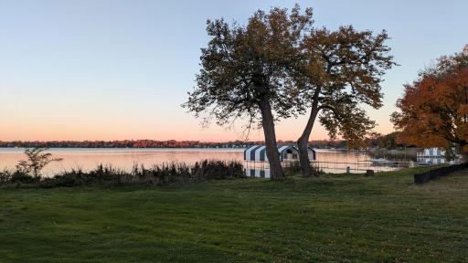 3705_NorthShore_Shoreline3.jpg