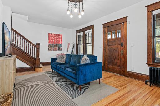 1730 Grand Avenue, Saint Paul, MN 55105
