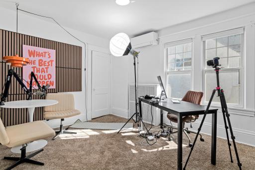 Middle bedroom currently being used as a podcast studio