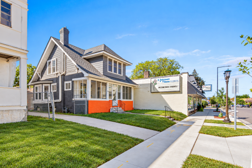 1730 Grand Avenue, Saint Paul, MN 55105