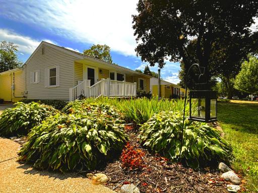 2966 Simpson Street, Roseville, MN 55113