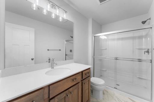[L151-Z040]Bathroom.3.jpg