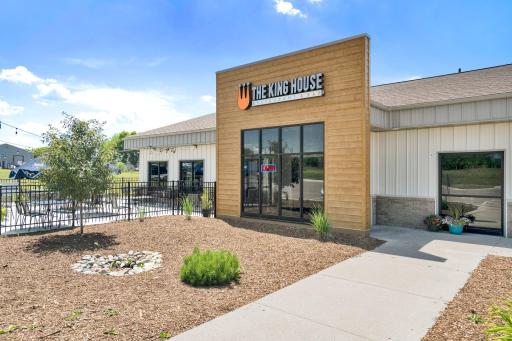 So many dining choices at your fingertips.