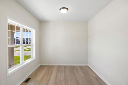 Straight view of the flex room.