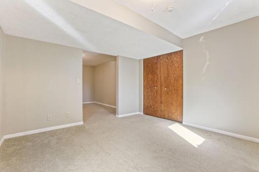 108 18th Avenue N, South Saint Paul, MN 55075