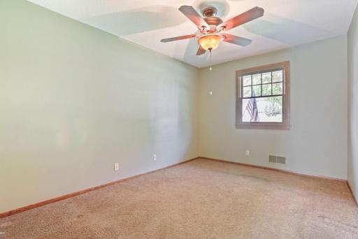 108 18th Avenue N, South Saint Paul, MN 55075
