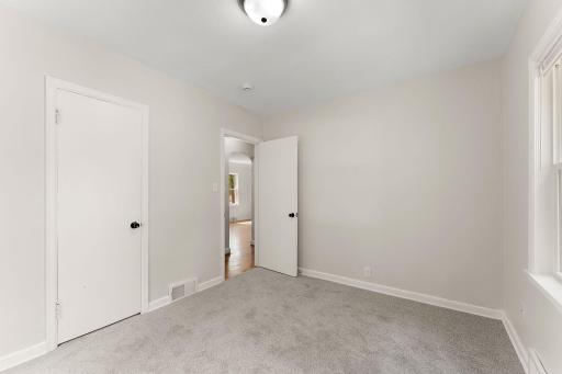 1077 Blair Avenue, Saint Paul, MN 55104