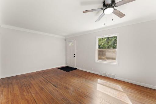 1077 Blair Avenue, Saint Paul, MN 55104