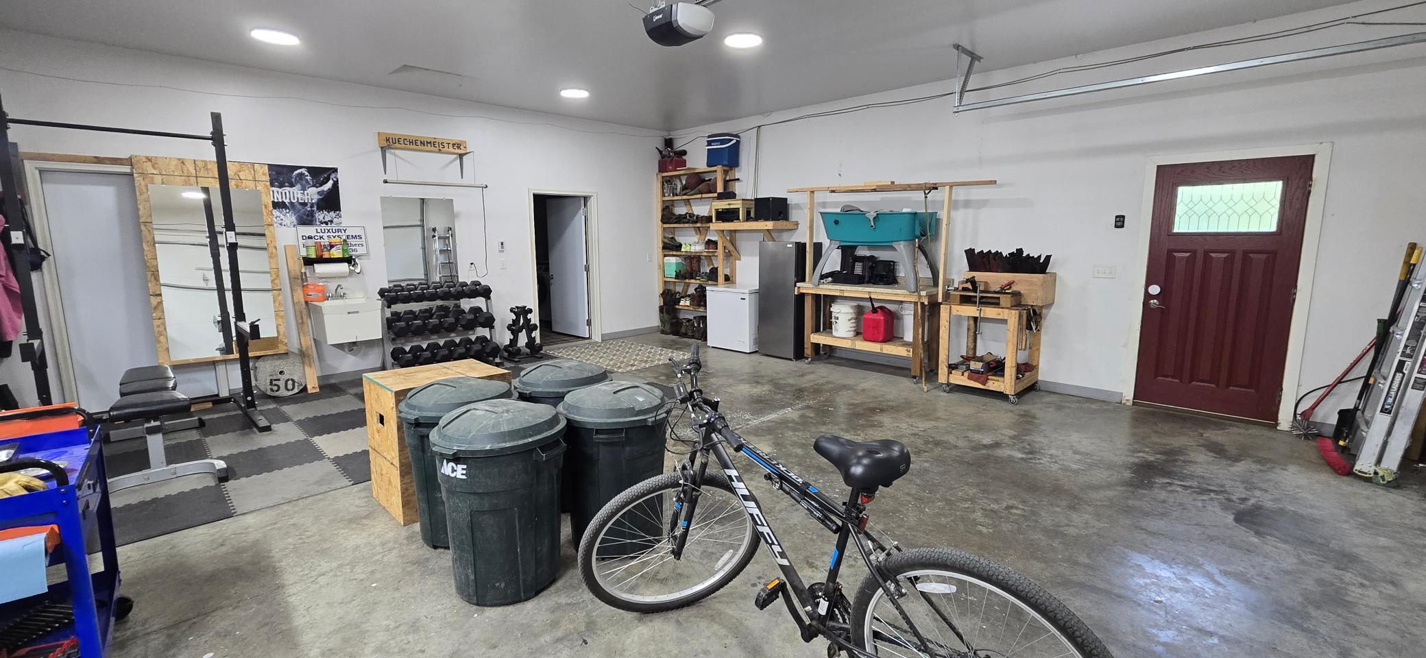 Garage.jpg