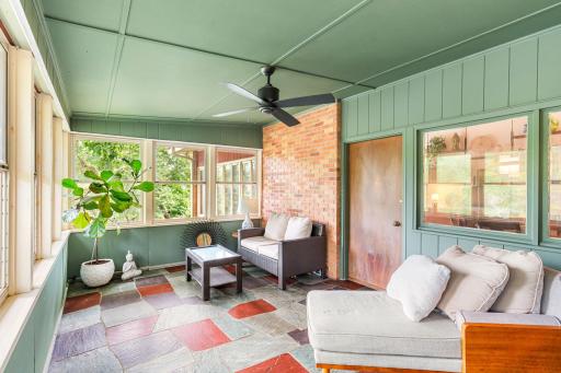 17-web-or-mls-2212-mary-hills-dr.jpg