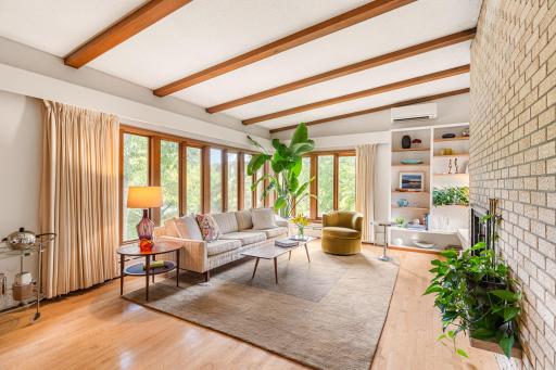 6-web-or-mls-2212-mary-hills-dr.jpg