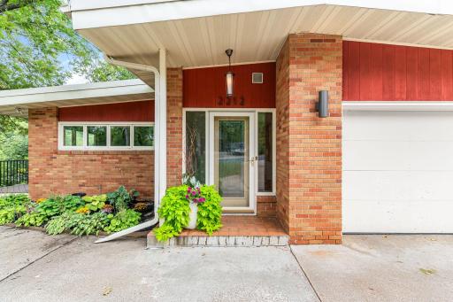 2212 Mary Hills Drive, Golden Valley, MN 55422