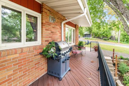 64-web-or-mls-2212-mary-hills-dr.jpg