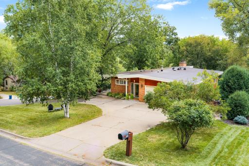 95-web-or-mls-2212-mary-hills-dr.jpg