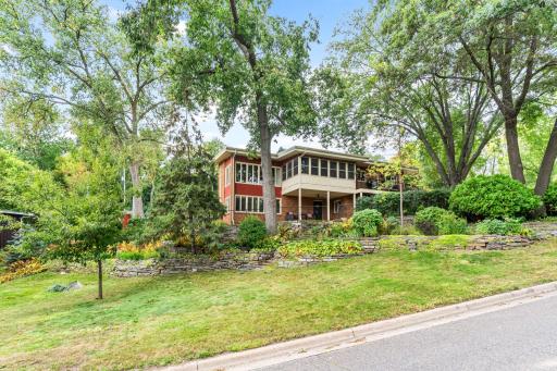 69-web-or-mls-2212-mary-hills-dr.jpg