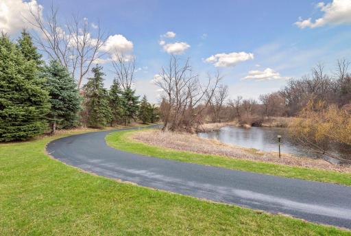 Nearby Willow Park