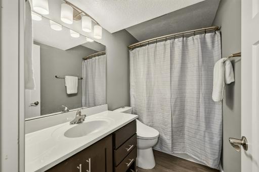 3908 Orchardview Lane NW, Rochester, MN 55901