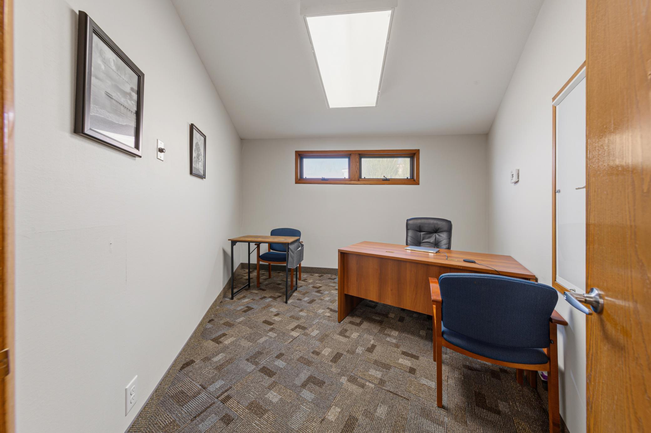 19 office.jpg