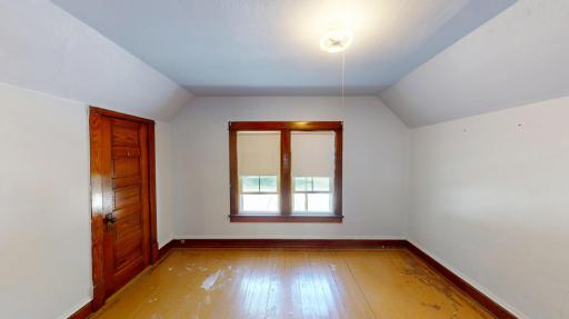 441 Center Avenue S, Glenville, MN 56036