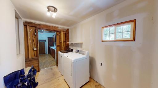 441 Center Avenue S, Glenville, MN 56036