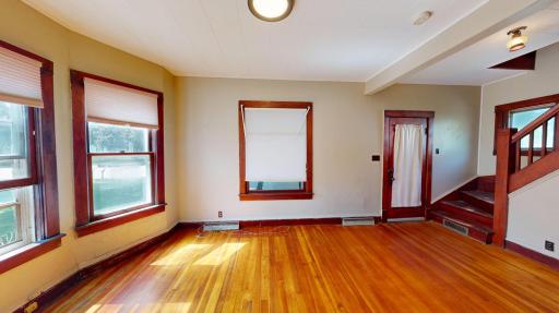441 Center Avenue S, Glenville, MN 56036
