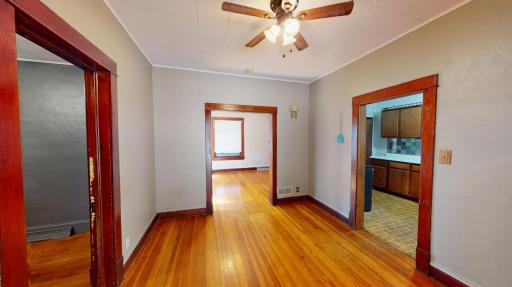 441 Center Avenue S, Glenville, MN 56036