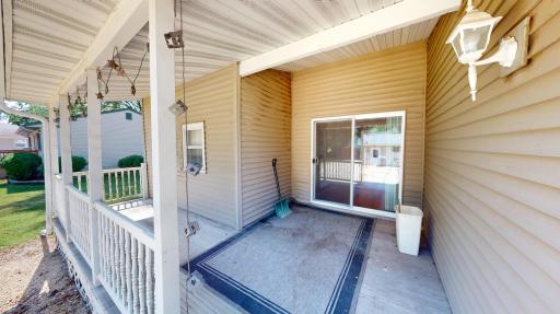 441 Center Avenue S, Glenville, MN 56036