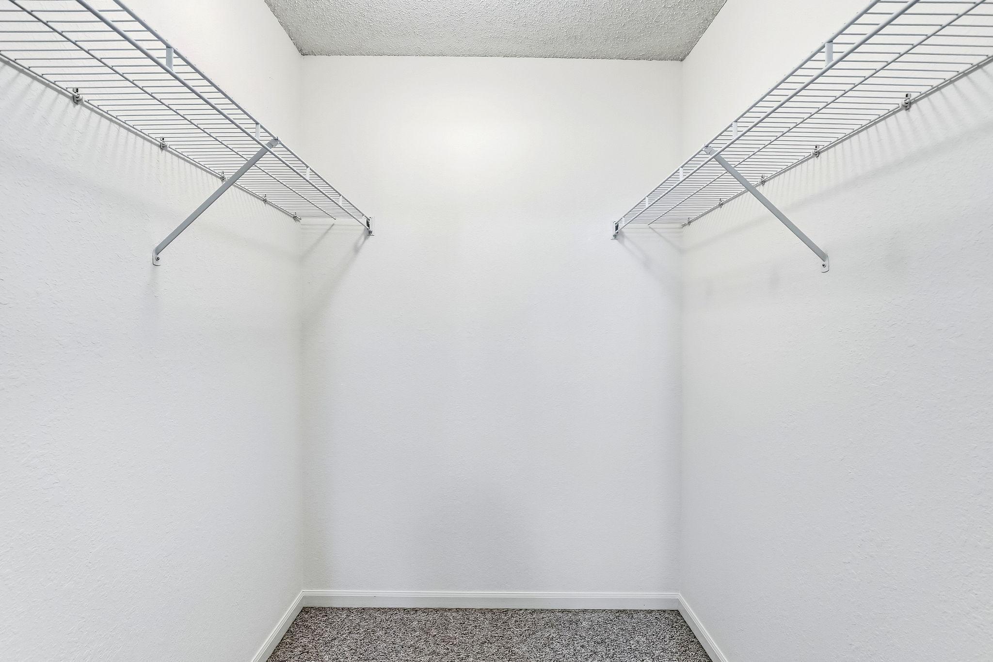 24-web-or-mls-11021-57th-St-24.jpg