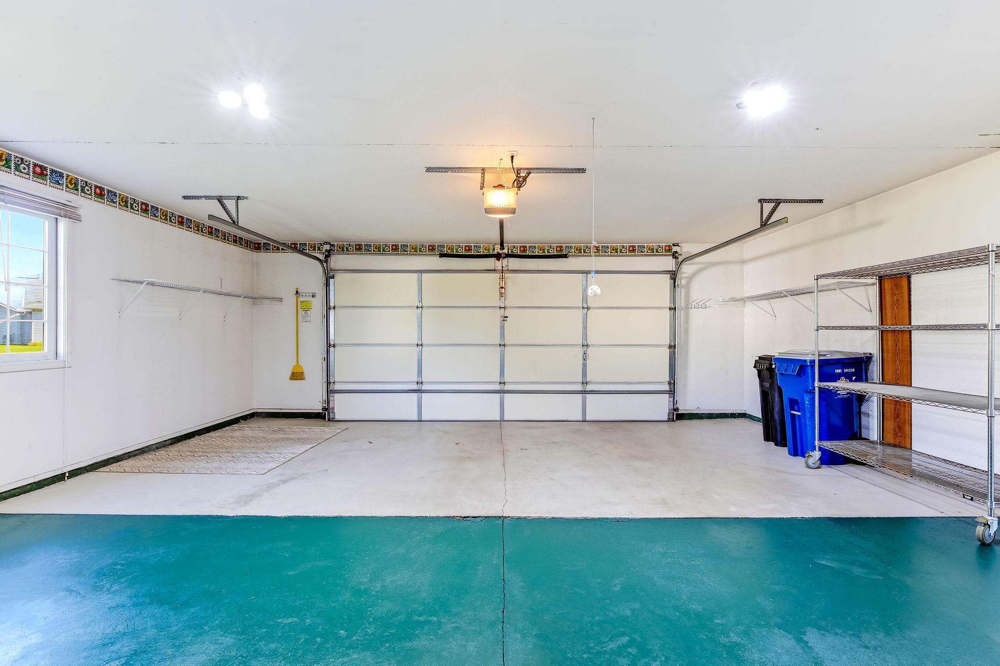 29-web-or-mls-11021-57th-St-29.jpg