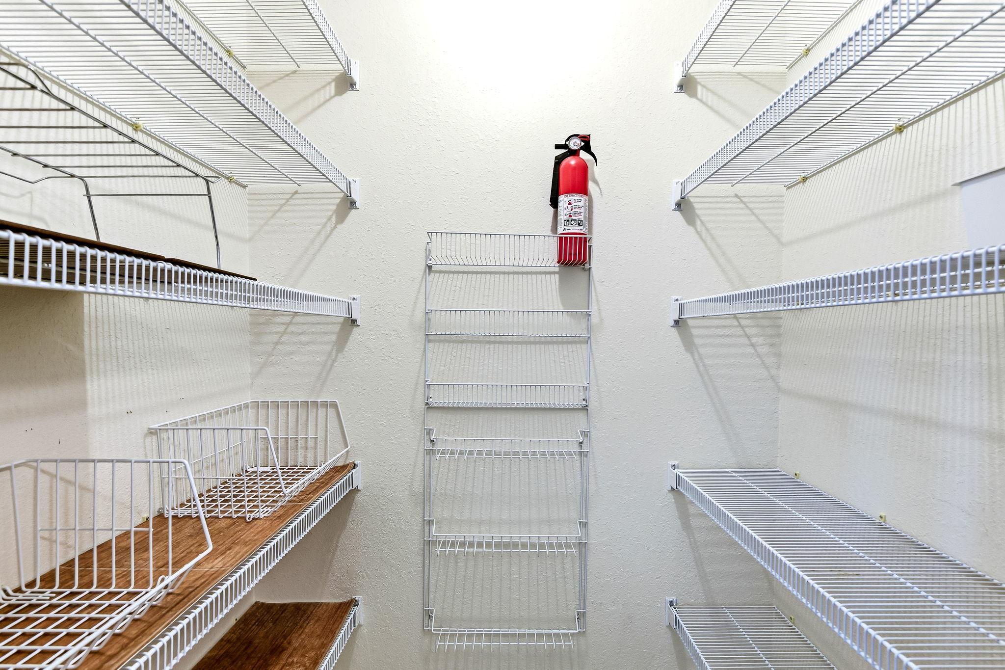 14-web-or-mls-11021-57th-St-14.jpg