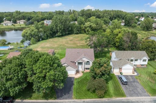 725 103rd Avenue NE, Blaine, MN 55434