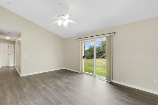 725 103rd Avenue NE, Blaine, MN 55434