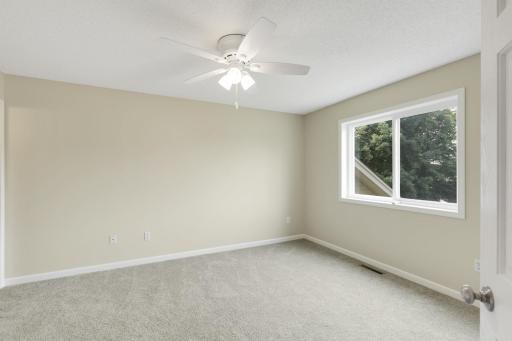 725 103rd Avenue NE, Blaine, MN 55434