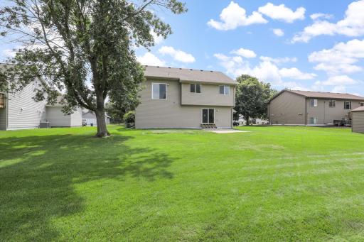 725 103rd Avenue NE, Blaine, MN 55434