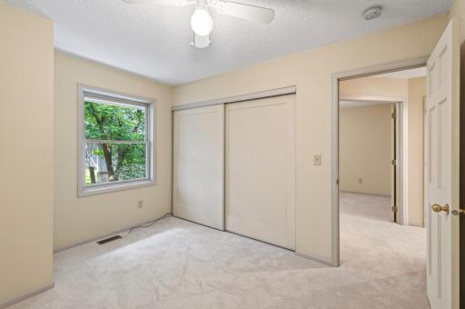 18661 Clear View Court, Minnetonka, MN 55345