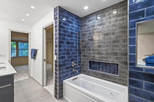 18661 Clear View Court, Minnetonka, MN 55345