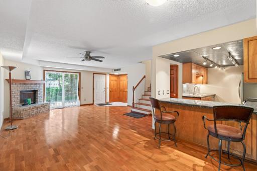 18661 Clear View Court, Minnetonka, MN 55345