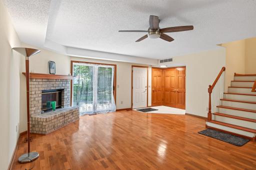 18661 Clear View Court, Minnetonka, MN 55345